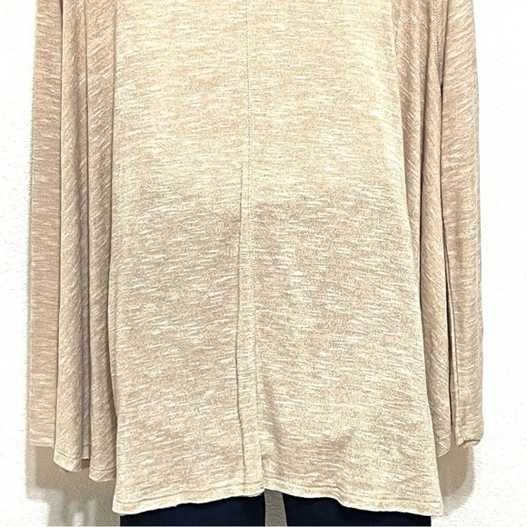 Urban Outfitters We The Free Woman Sand Long Sleeve V Neck Shirt Size M - Picture 10 of 16